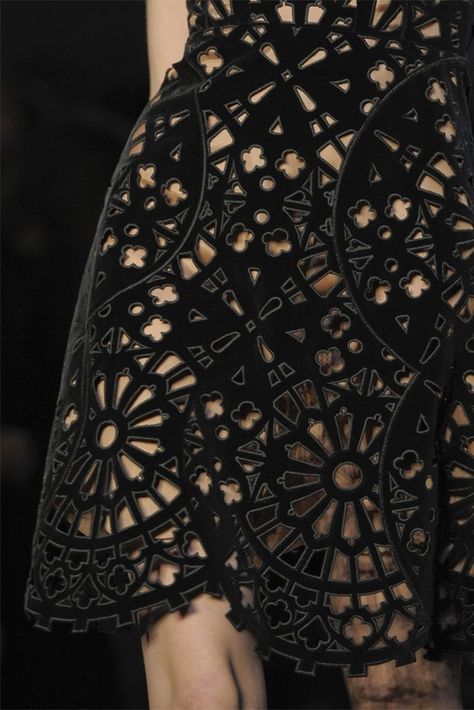 Laser Cut Cog Dress - decorative surface pattern; lasercut fashion details Laser Cut Fashion, Tac Mahal, Laser Cut Fabric, Zsazsa Bellagio, Xmas Dress, Dark Elegance, Lazer Cut, Laser Cut Leather, Leather Cuts