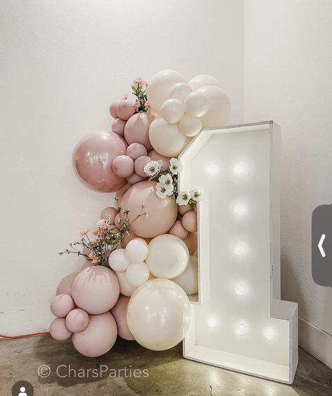 Neutral Color First Birthday, 1st Birthday Onederful, Isn’t She Onederful Balloon, Isn’t She Onederful Smash Cake, First Birthday Balloon Backdrop, Pink 1st Birthday Party Decorations, Isnt She Wonderful First Birthday Decor, Isn’t She Lovely Isn’t She Onderful Birthday, Isnt She Lovely First Birthday