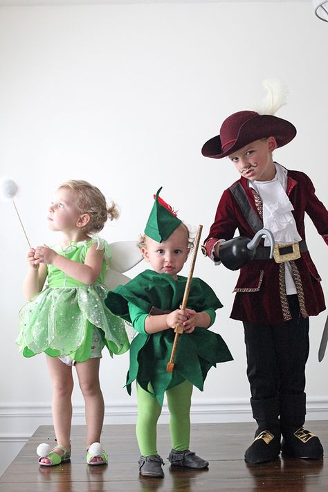 Family Halloween Costumes: Neverland Crew - In Honor Of Design Diy Costumes Kids Boys, Family Themed Halloween Costumes, Sibling Halloween Costumes, Sister Costumes, Sibling Costume, Halloween Costumes Kids Boys, Peter Pan Costume, Themed Halloween Costumes, Halloween Costumes For 3