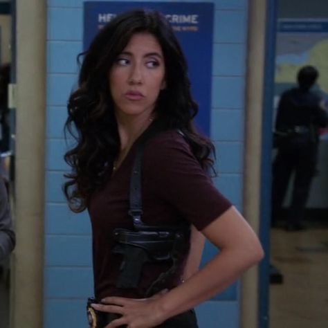 Rosa Diaz Outfits, Rosa Diaz, Stephanie Beatriz, Kathryn Hahn, Brooklyn 99, Brooklyn Nine Nine, Friends Tv, Girl Crushes, Role Models