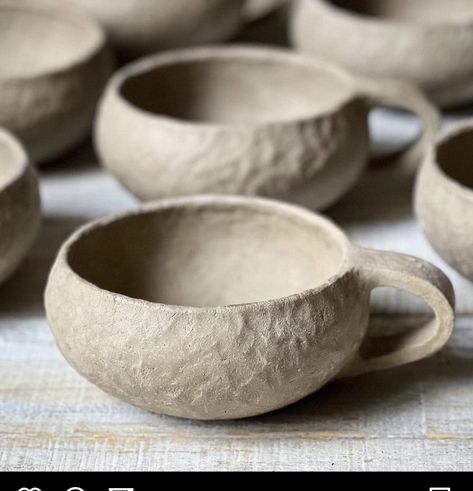 Pinched Pottery, Handbuilt Ceramics, Ceramic Pinch Pots, Ceramic Cafe, Ceramics Pottery Mugs, Pottery Form, Ceramic Texture, Unique Pottery, Making Videos