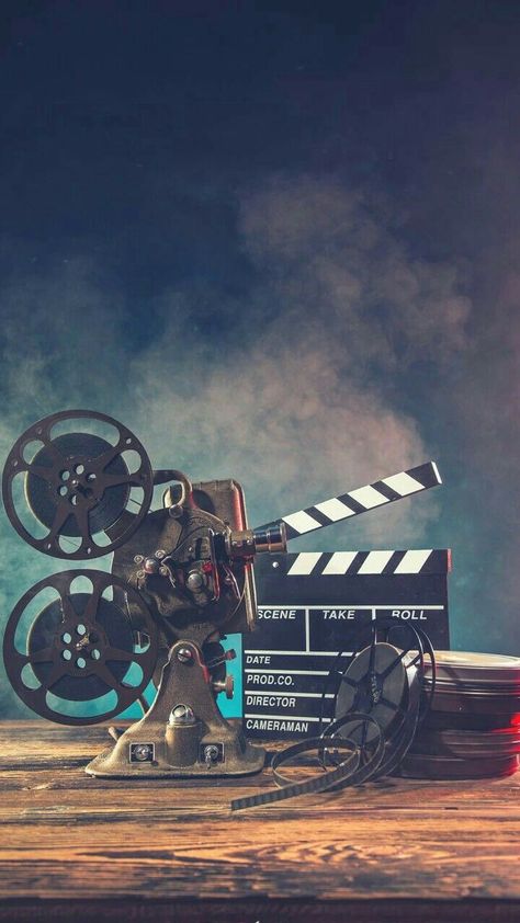 Movie Night Photography, Filmmaking Inspiration, Camera Wallpaper, Film Background, Iphone Dynamic Wallpaper, Fairy Wallpaper, Cinema Art, Film Poster Design, Movie Projector