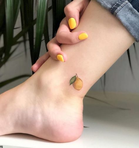 Lemon Tattoo, Fruit Tattoo, Unique Small Tattoo, Food Tattoos, Tatoo Inspiration, Cool Small Tattoos, Foot Tattoo, Elegant Tattoos, Mom Tattoos