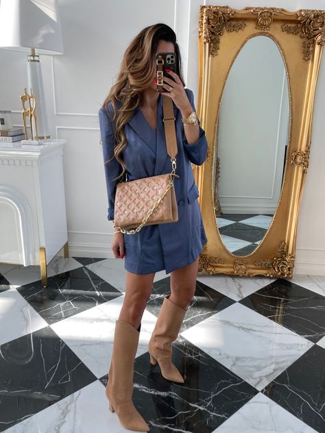 Τσάντες Louis Vuitton, Nike Rain Jacket, Emily Ann Gemma, Pre Fall Outfits, Louis Vuitton Outfit, Emily Ann, Colored Boots, Western Style Boots, Silk Blazer