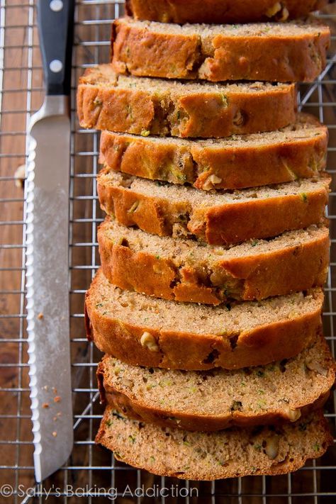 Greek yogurt zucchini bread is a lighter alternative to classic zucchini bread, thanks to a handful of wholesome ingredients that pack a flavorful punch. Recipe on sallysbakingaddiction.com Greek Yogurt Zucchini Bread, Double Recipe, Sallys Baking, Bread Healthy, Healthy Bread Recipes, Healthy Zucchini, Sally's Baking, Zucchini Bread Recipes, Cinnamon Swirl