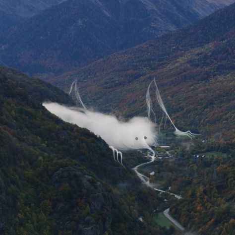 Phantom Clouds Descend from the Sky in Vorja Sánchez’s Illustrated Photos | Colossal Surreal Photos, 다크 판타지, Creepy Art, Titanic, The Valley, Dark Art, Surrealism, Art Inspo, Mist