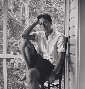 Alison Bechdel, Butch Fashion, Vintage Lesbian, Comedians, Pretty People, Beautiful People, A Man, Human, Black And White