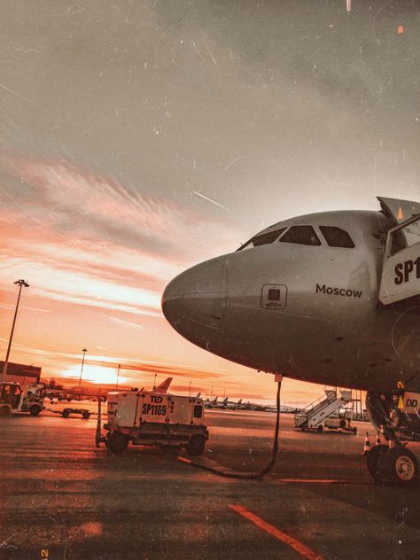 #vintage #aviation #inspo #travel Travel Edits, Beautiful Airport, Airport Sunset, Vintage Aviation, Aesthetic Travel, Vintage Aesthetic, My Aesthetic, Travel