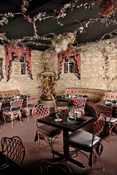 10 Themed Restaurants in Kentucky  7. Irish Acres Antiques and Glitz at 4205 Fords Mill Road in Versailles. Louisville Kentucky Restaurants, Summer In Usa, Visit Kentucky, Versailles Kentucky, Kentucky Restaurants, Travel Kentucky, Antiques Road Trip, Themed Restaurant, Kentucky Bourbon Trail