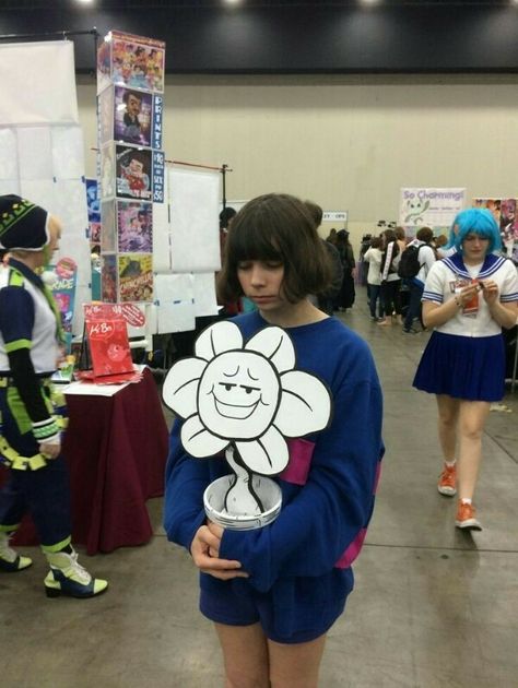 Undertale Costumes, Undertale Cosplay, Aesthetic Memes, Undertale Aus, Toby Fox, Undertale Art, Undertale Comic, Amazing Cosplay, Cute Cosplay