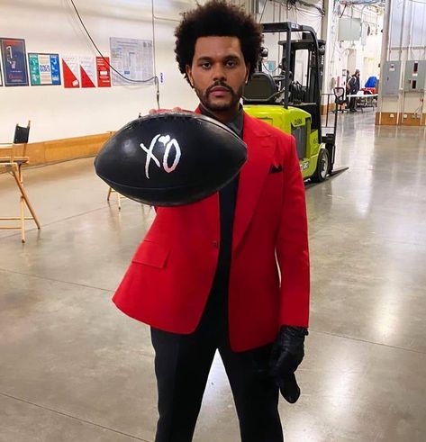 Wilson Football, Abel Makkonen, Abel The Weeknd, Abel Tesfaye, Fun Times, After Hours, The Weeknd, Michael Jackson