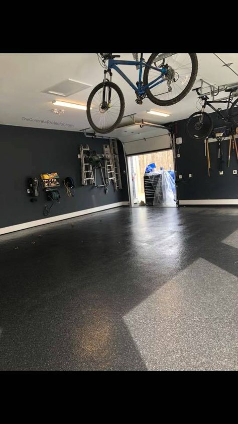 Grey Painted Garage Walls, Garage Grey Walls, Black Wall Garage, Painted Garage Walls Ideas, All Black Garage Interior, Garage Interior Colors, Grey Garage Interior, Black Interior Garage, Dark Garage Walls