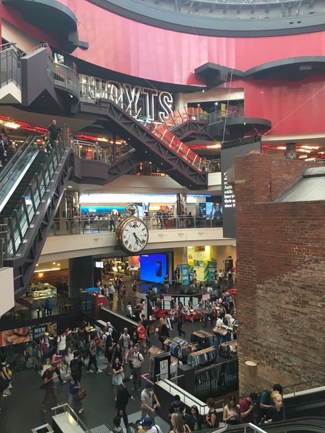 Melbourne Central  Captured on 17th March 2016 Melbourne Australia City, Uni Motivation, Melbourne Trip, Australia City, Melbourne Central, Melbourne City, Dark Theme, Melbourne Australia, Photo Inspo