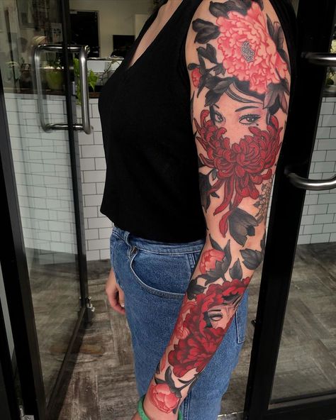 𝔗𝔥𝔞𝔬 ❉ 𝔗𝔯𝔞𝔫 on Instagram: “Still love this Tomie sleeve , thank you Alison!!” Black Tattoo Sleeve, Red Sleeve Tattoo, Black Sleeve Tattoo, Yakuza Tattoo, Looks Pinterest, Black Tattoo, Tattoo Sleeve, Sleeve Tattoo, Creative Tattoos