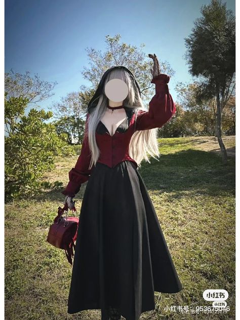 halloween witch costume Witch Costume Halloween Aesthetic, Creepy Witch Costumes, Modern Witch Costume, Easy Witch Costume, Witch Uniform, Witch Costume Ideas, Diy Witch Costume, Modest Costumes, Cute Witch Costume