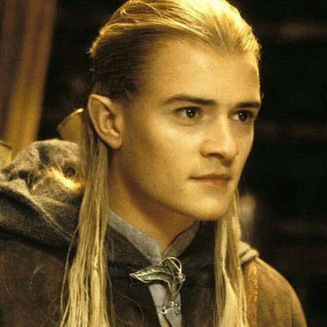 Legolas The Hobbit, Legolas Aesthetic, The Hobbit Legolas, Legolas Hobbit, Hobbit Legolas, Orlando Bloom Legolas, Lotr Legolas, Mad Face, Legolas And Thranduil