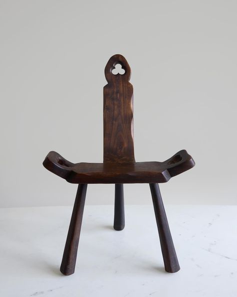 Available online now, link in our bio! A particularly lovely brutalist Spanish birthing chair. A rare and special example of its kind, the chair has been minimally carved, and is of a solid construction. The shape of the legs on this chair are especially beautiful and of the classic brutalist style. The wood is warm and dark in its patina and is of a smooth finish. Dating to the 1950s. Could see this guy looking fab in a bathroom or hallway, the perfect little accent chair! #spanishc... Birthing Chair, Fandom Decor, Famous Chair, European Furniture, The Chair, The 1950s, This Guy, Accent Chair, Carpentry