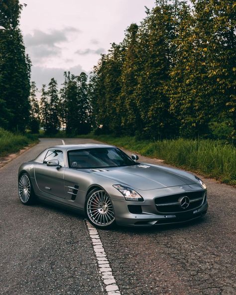 Sls Amg Wallpaper, Amg Wallpaper, Mercedes Sports Car, Mercedes Sls Amg, Europe Car, Mercedes Wallpaper, Mercedes Benz Sls Amg, Mercedes Benz Sls, Sls Amg