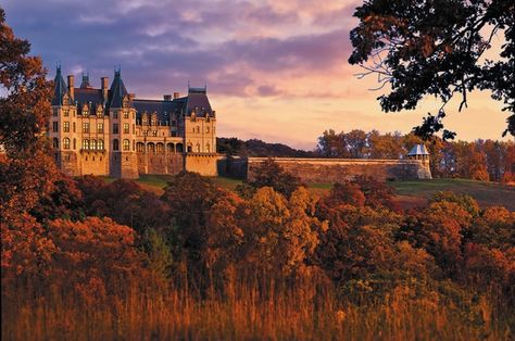 North Carolina Fall Wedding Destinations, American Castles, Biltmore House, Long Weekend Getaways, Fall Getaways, Biltmore Estate, Wine Country California, Travel Channel, Beautiful Castles