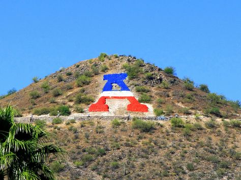 Sentinel Peak, AKA "A" Mountain-Things to do in Tucson University Of Arizona Campus, Traveling Board, Arizona Tucson, Arizona Aesthetic, Travel Arizona, Materials Science And Engineering, Sonora Desert, Arizona Vacation, Living In Arizona