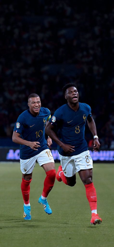 Kylian Mbappe Wallpaper, French Soccer Players, Euros 2024, Why Always Me, French Football Players, France Team, France Football, Team Wallpaper, Football Pictures