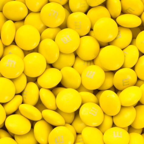 Yellow Books, Yellow M&m, Yellow Core, Yellow Wallpapers, Food Wallpapers, Light Bulb Art, M&m's Chocolate, Yellow Pantone, Seuss Crafts