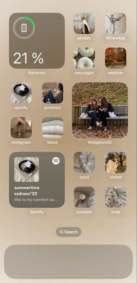 Autumn Home Screen Ideas, Autumn Homescreen Ideas, Autumn Aesthetic Phone Layout, Autumn Ios 16 Wallpaper, Fall Aesthetic Iphone Layout, Autumn Phone Aesthetic, Fall Ios Homescreen Ideas, Ios Fall Home Screen, Fall Phone Theme Ideas