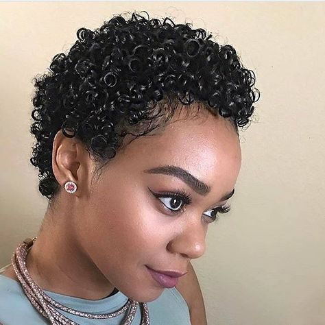 #tbt juicy curls! When people asked if my hair was a Jheri curl Curl Hairstyle, Curly Natural Curls, Curl Hairstyles, Big Chop Hairstyles, Jheri Curl, Curly Hairstyles For Black Women, Jerry Curl, S Curl, Easy Hairstyles For School