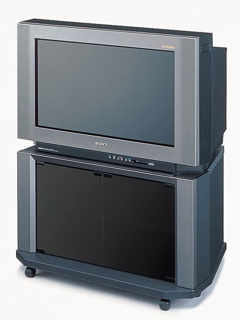 As Sony’s TV Business Crumbles, a Look Back at Its Most Iconic Sets | The first in Sony's line of FD Trinitron WEGA TVs, the KW-32HDF9 had a completely flat screen with side-mounted speakers.  Sony  | WIRED.com Sony Design, Sony Electronics, Crt Tv, Retro Tech, Flat Screen Tv, Vintage Television, Television Set, 90s Tv, Retro Gadgets