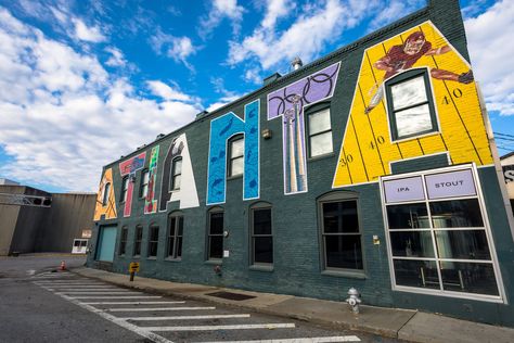 Ultimate Atlanta Landmarks You Must See - Discover Atlanta Krog Street Market, Good World, Things To Do In Atlanta, Atlanta City, Atlanta Botanical Garden, Piedmont Park, Stone Mountain, City Market, Interesting Places