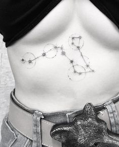 Constellation sternum tattoo Dragon Constellation, Astronomy Tattoo, Virgo Tattoo Designs, Virgo Constellation Tattoo, Sky Tattoos, Dr Woo, Virgo Tattoo, Tattoos Mandala, Tattoos Geometric