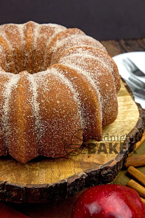 If you love apple cider donuts, you’ll flip for this cake! Great Donut Taste In A Cake This cake tastes exactly like apple cider donuts! It’s probably less fat too–although I’m not entirely sure. I consider myself somewhat of an expert on apple cider donuts as I used to make them commercially at one time....Read More » Apple Cider Donut Cake, Cider Donut Cake, Donut Cake, Torte Cupcake, Salty Cake, Apple Cider Donuts, Apple Cake Recipes, Marble Cake, Bundt Cakes Recipes