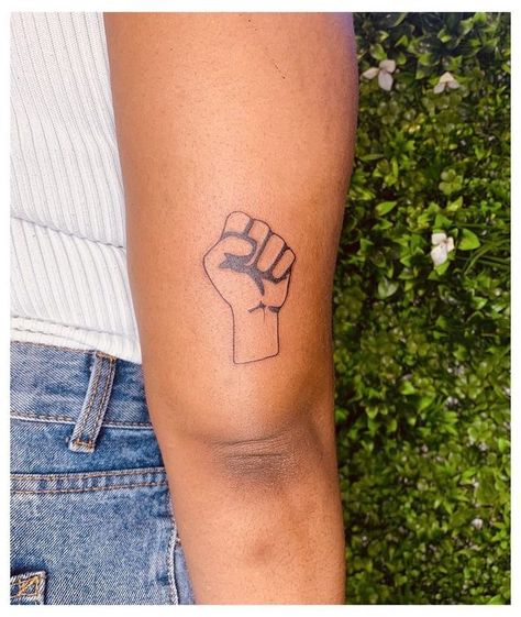 Single Line Tattoo Black Woman, Blm Tattoos, Blm Tattoo Ideas, Black Culture Tattoos For Women, Black Power Tattoo, Demon Tattoos, Typographic Tattoo, Fist Tattoo, Tattoos Quote