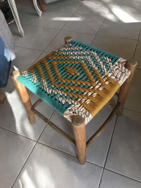 Woven Stool Diy, Woven Stool, Hemp Crafts, Diy Stool, Kutch Work Designs, Chair Repair, Diy Leather Bracelet, Maori Designs, Woven Chair