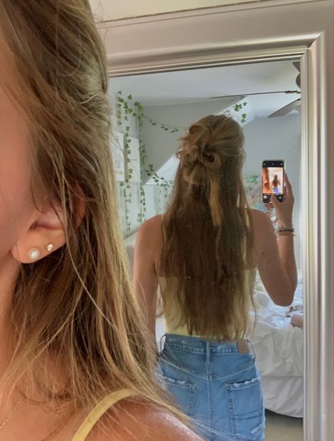 Messy Hairstyles Half Up Half Down, Cute Up And Down Hairstyles, Half Up Half Down With Messy Bun, Sloppy Hairstyles, Half Up Half Down Hair Messy Bun, Half Up Half Down Bun Messy, Messy Bun Half Up Half Down, Messy Half Up Half Down Bun, Messy Half Up Half Down Hair