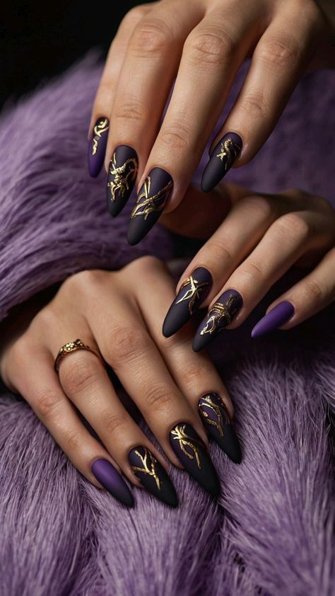 Egyptian Nail Art, Egyptian Nails, Goddess Nails, Winter Nail Art Designs, Bday Nails, Purple Nail Designs, Nail Art Designs Videos, Winter Nail Art, Winter Nail