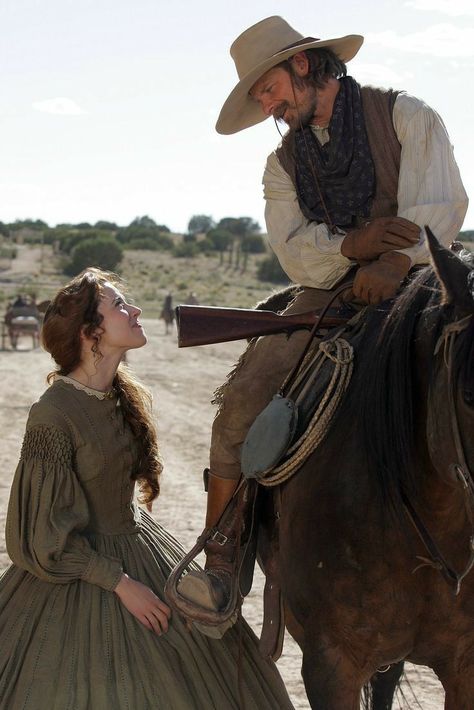 Western Poses, Steve Zahn, Comanche Moon, Cowboy Wild West, Linda Cardellini, Katharine Ross, Western Books, Cowboy Aesthetic, Western Film