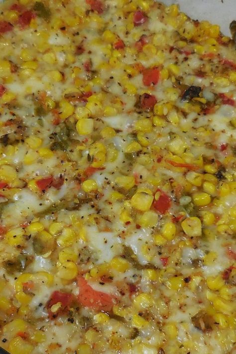 Cheesy Southern Corn Casserole Southern Corn Casserole, Fire Roasted Corn, Southern Corn, Thanksgiving Vegetable Sides, Thanksgiving Vegetables, Easy Summer Dinners, Corn Casserole, Summer Recipes Dinner, Roasted Corn