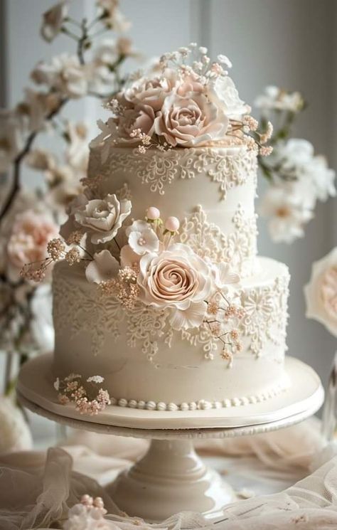 Nikkah Cake Ideas, Just Engaged Cake, Classy Wedding Cakes, Fairy Tale Wedding Cake, Bolo Vintage, Wedding Cake Pearls, Pretty Wedding Cakes, Wedding Cakes Elegant, Dream Wedding Cake