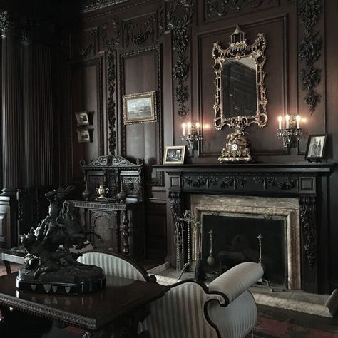 Thornbridge Manor, Victorian Widow, Manor Aesthetic, Bedroom With Fireplace, Academia House, Vintage Mansion, Gothic Manor, Goth House, Manor Interior