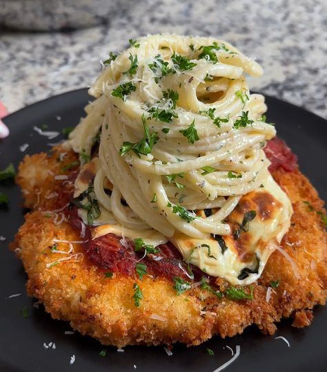 Cook Like A Private Chef: Roasted Garlic Bucatini Alfredo Recipe Canned Crushed Tomatoes, Chicken Parm Recipe, Chicken Parm Recipes, Smoked Mozzarella, Fancy Dinner Recipes, Mozzarella Recipes, Mozzarella Chicken, All Purpose Seasoning, Chicken Parm