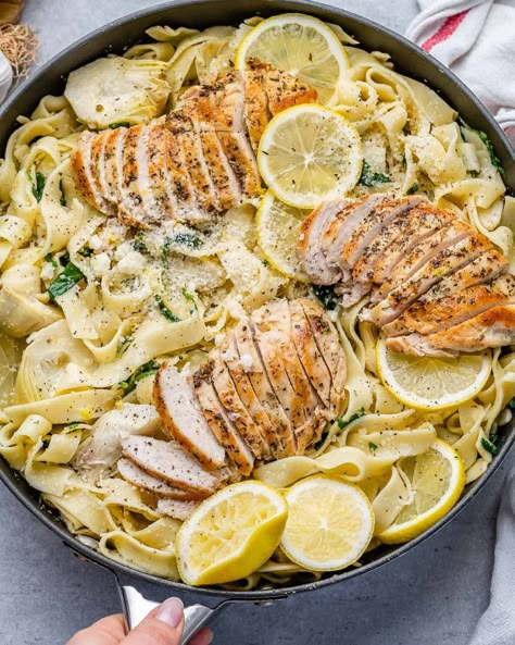 If you are looking for a simple and easy chicken dinner recipe, then this lemon chicken pasta dish is perfect for you. Ready in just 30 minutes. #lemonchicken #chickenpasta #easychickenpasta Lemon Garlic Chicken Pasta, Garlic Chicken Pasta, Chicken Pasta Dishes, Lemon Chicken Pasta, Fitness Meals, Chicken Pasta Recipes Healthy, Lemon Garlic Chicken, Healthy Fitness Meals, Easy Chicken Dinner Recipes