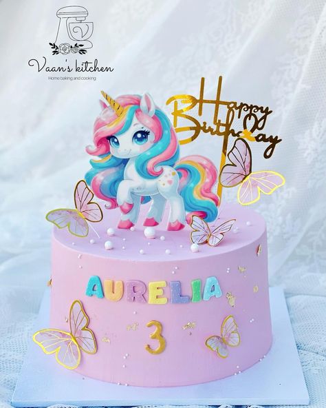 Unicorn Birthday Cake 🦄 💕💕Customer’s positive feedback..... 😋😋💕 #birthdaycakes #cupcakes #buttercreamcakes #fondantcakes #customcakes #handmadetopper #cakedecor #cakedesign #sydneycake #sydneycakes #vaanskitchen #spongecake #unicornbirthdaycake #unicorncakes #unicorncake Girly Cakes Birthday, Pony Birthday Cake, Birthday Cake 6th Girl, Tort Unicorn, Unicorn Birthday Cake Easy, Unicorn Cakes For Girls Birthday, 1st Birthday Cake Designs, Unicorn Cake Design, Easy Unicorn Cake