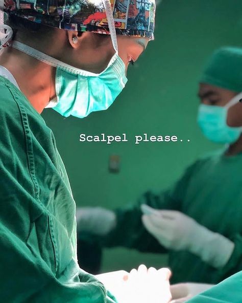 Medschool Inspiration on Instagram: “Keep working hard until one day you can say, Scalpel please.  _ Photo courtesy of @drmyrainscrubs  #Justbeautiful _ #inspirational…” Medschool Inspiration, Med Doctor, Doctor Quotes Medical, Medical Life, Doctor Quotes, Medical Quotes, Surgeon Doctor, Medical Student Motivation, Med School Motivation