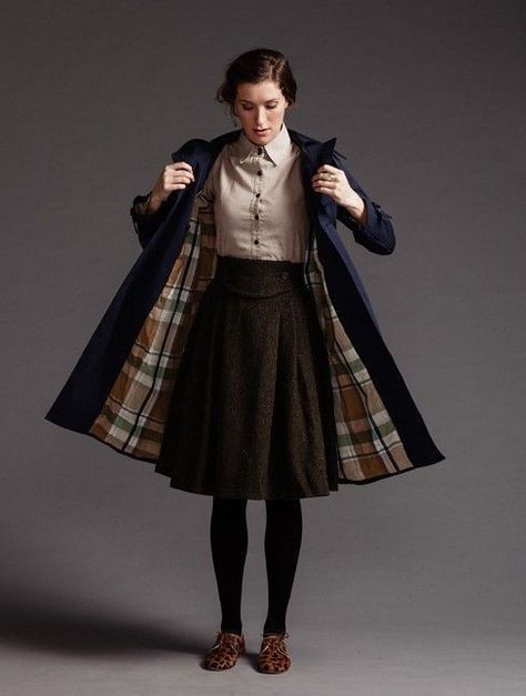 Winter Workwear, Lingerie Vintage, Dark Academia Fashion, Academia Fashion, Mode Casual, A Skirt, Mode Inspo, Look Vintage, 가을 패션