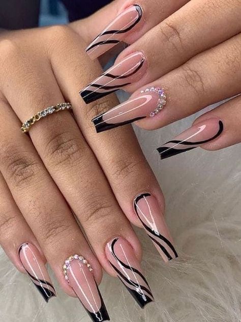 Gothic Nails, Black Nail Designs, Negroni, Beauty Nail, Fancy Nails, Nail Arts, Square Nails, Long Acrylic Nails, Gorgeous Nails