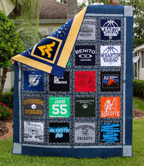 Reversible T-Shirt Quilt – Baking and Bobbins Tshirt Quilt Diy, Tee Shirt Quilts, Tshirt Quilt Pattern, T Shirt Blanket, Shirt Blanket, Tshirt Quilts, Sports Quilts, Tee Shirt Quilt, Jersey Quilt