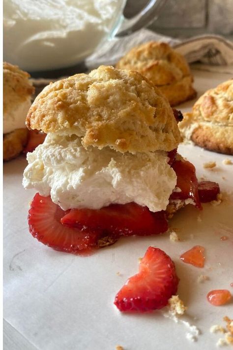 Shortcake Biscuits, Strawberry Shortcakes, Pbs Food, Strawberry Shortcake Recipes, Buttery Biscuits, Salty Cake, Country Cooking, Pumpkin Cake, Savoury Cake