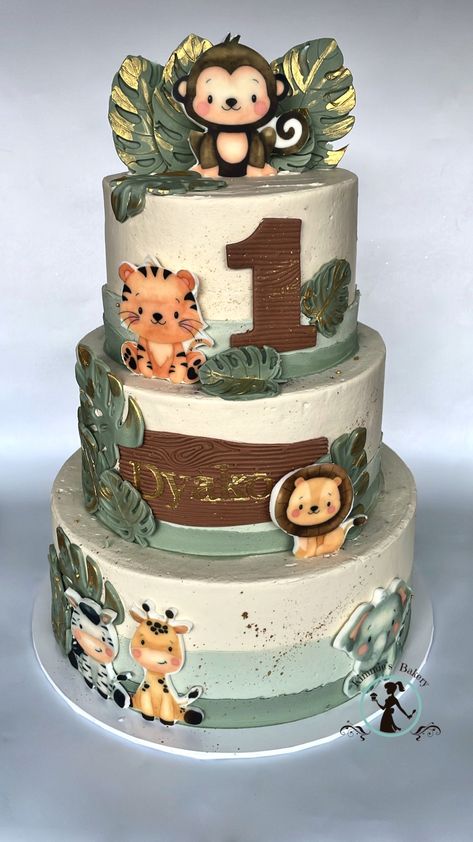 Jungle Theme Cakes, Jungle Cake, Leaf Clipart, Bolo Fake, Safari Theme, Safari Baby, Jungle Theme, Kids Cake, Themed Cakes