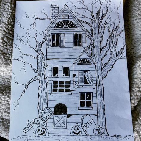 Gothic House Drawing Easy, Hunted House Drawings Easy, Haunted House Sketch Easy, Drawings Of Haunted Houses, Ghost House Drawing, Halloween Drawings House, Spooky House Drawing Easy, Halloween Pen Drawings, Hunted House Draw